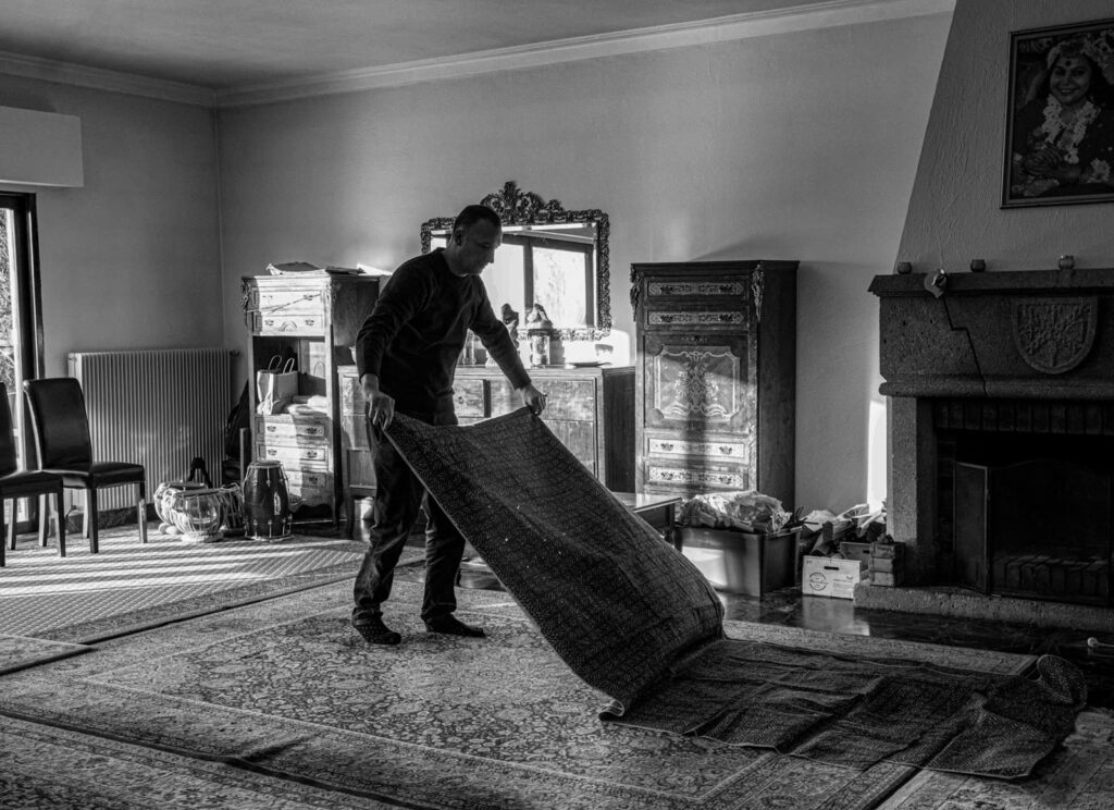 How To Properly Wrap Furniture For A Move
